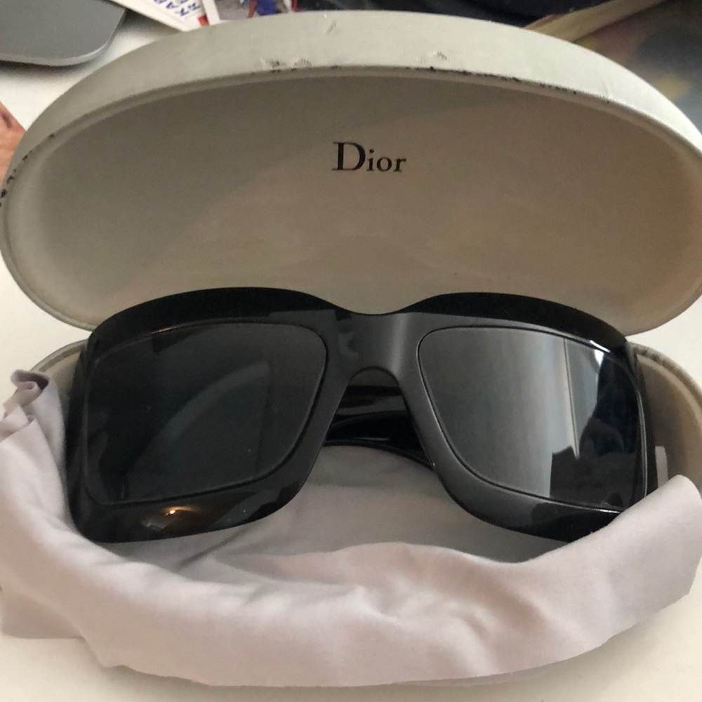 Dior authentic sunglasses